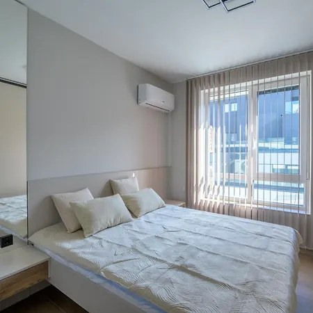 2br Luxury & Mountain View & Free Garage & Panorama Balcony